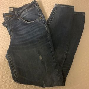 Maurice’s distressed jean legging